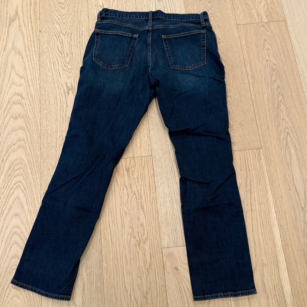 ❤️Old Navy - Blue Slim/Straight Jeans - 33x32 - Picture 2 of 4